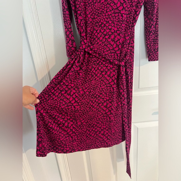 DVF DIANE VON FURSTENBERG New Julian Two FUCHSIA PINK PYTHON WRAP DRESS  Sz 6 - Picture 5 of 12